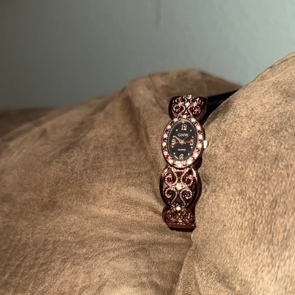 GNW QUARTZ Elegant Rose Gold Tone Watch - Picture 1 of 3